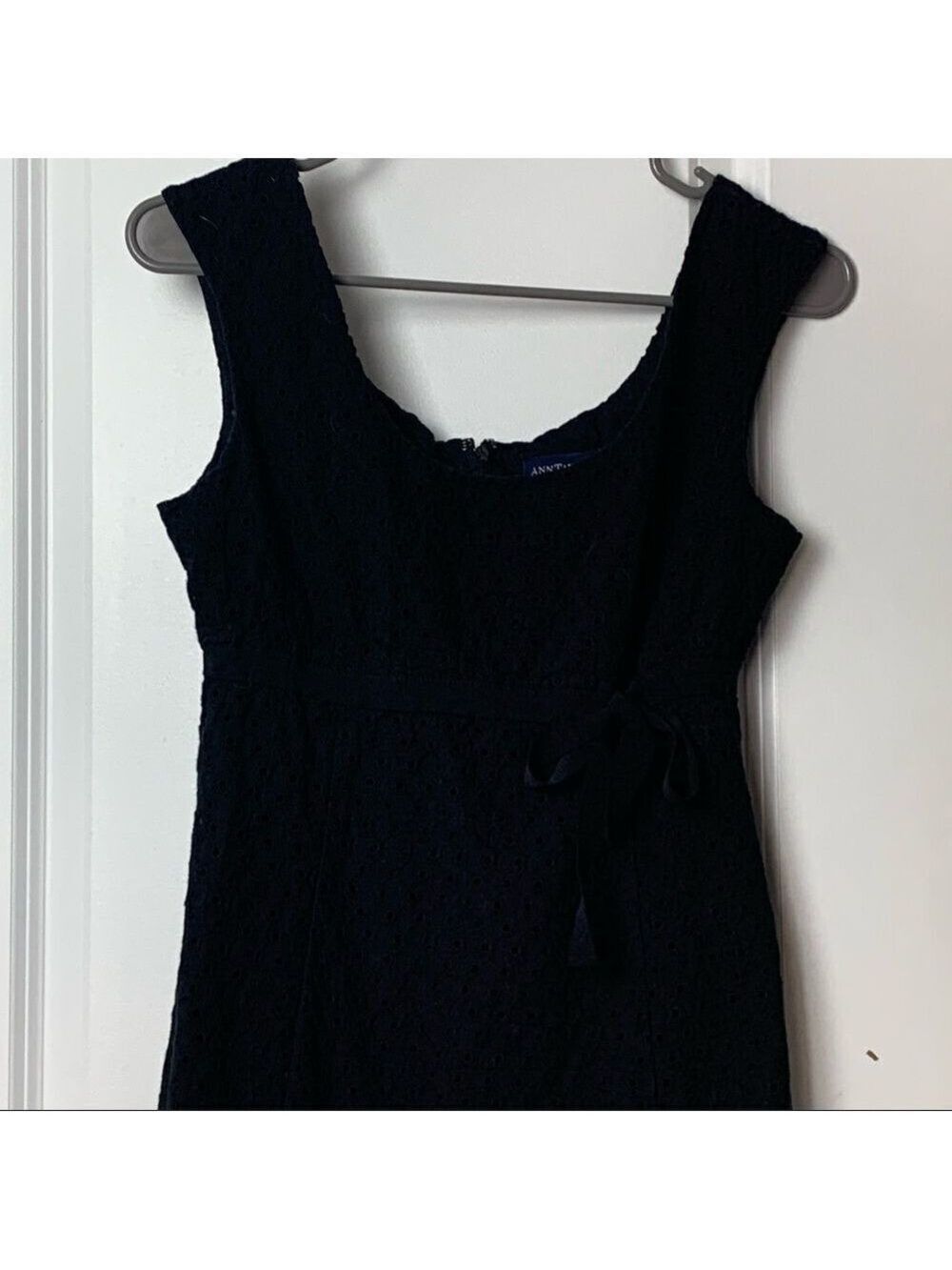 Ann Taylor Black size 4 dress with texture and ribbon - Picture 2 of 6